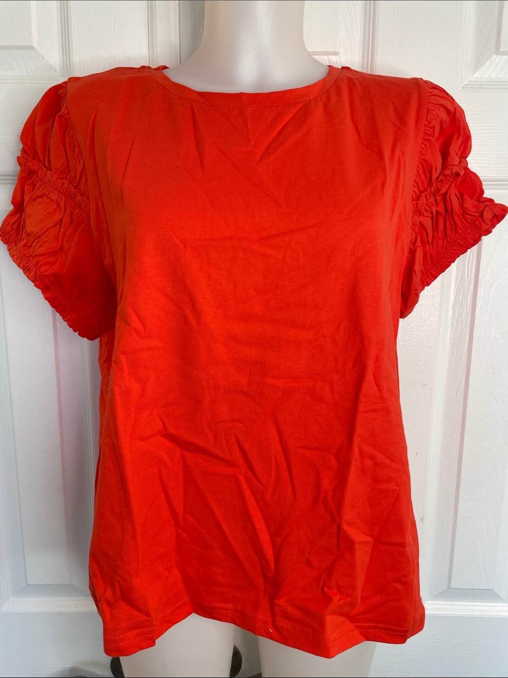 ANDTHEWHY BOLD RED CREW NECK RUFFLED PUFF SHORT SLEEVES TOP BLOUSE SZ XL